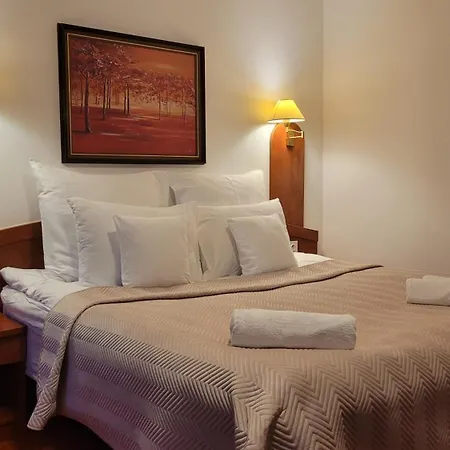 Bed & Breakfast Maxim 3*