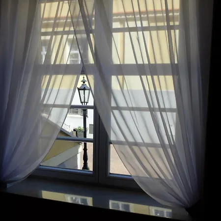 Maxim Bed & Breakfast 4*