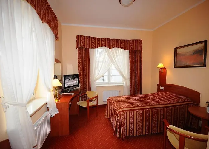 Maxim Bed & Breakfast