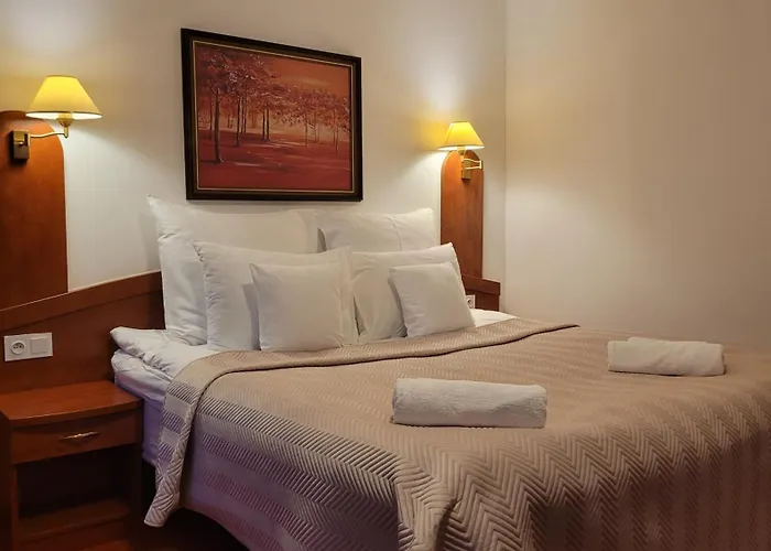 Bed & Breakfast Maxim 4*