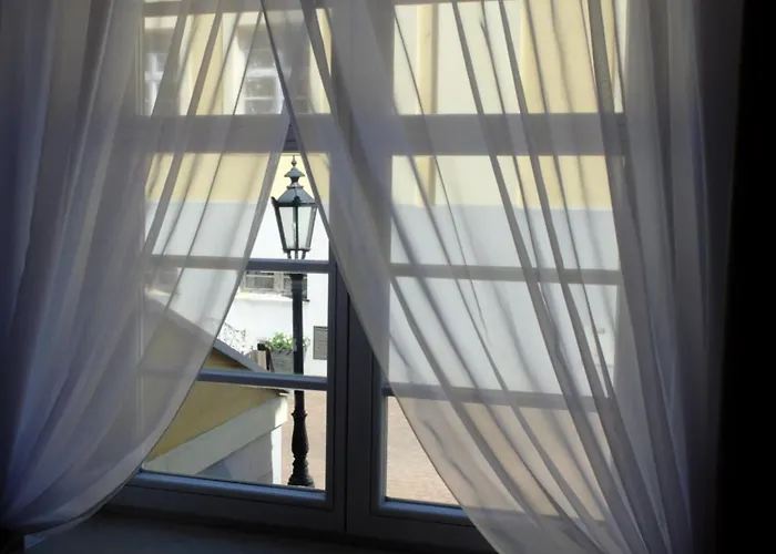 Maxim Bed & Breakfast 4*